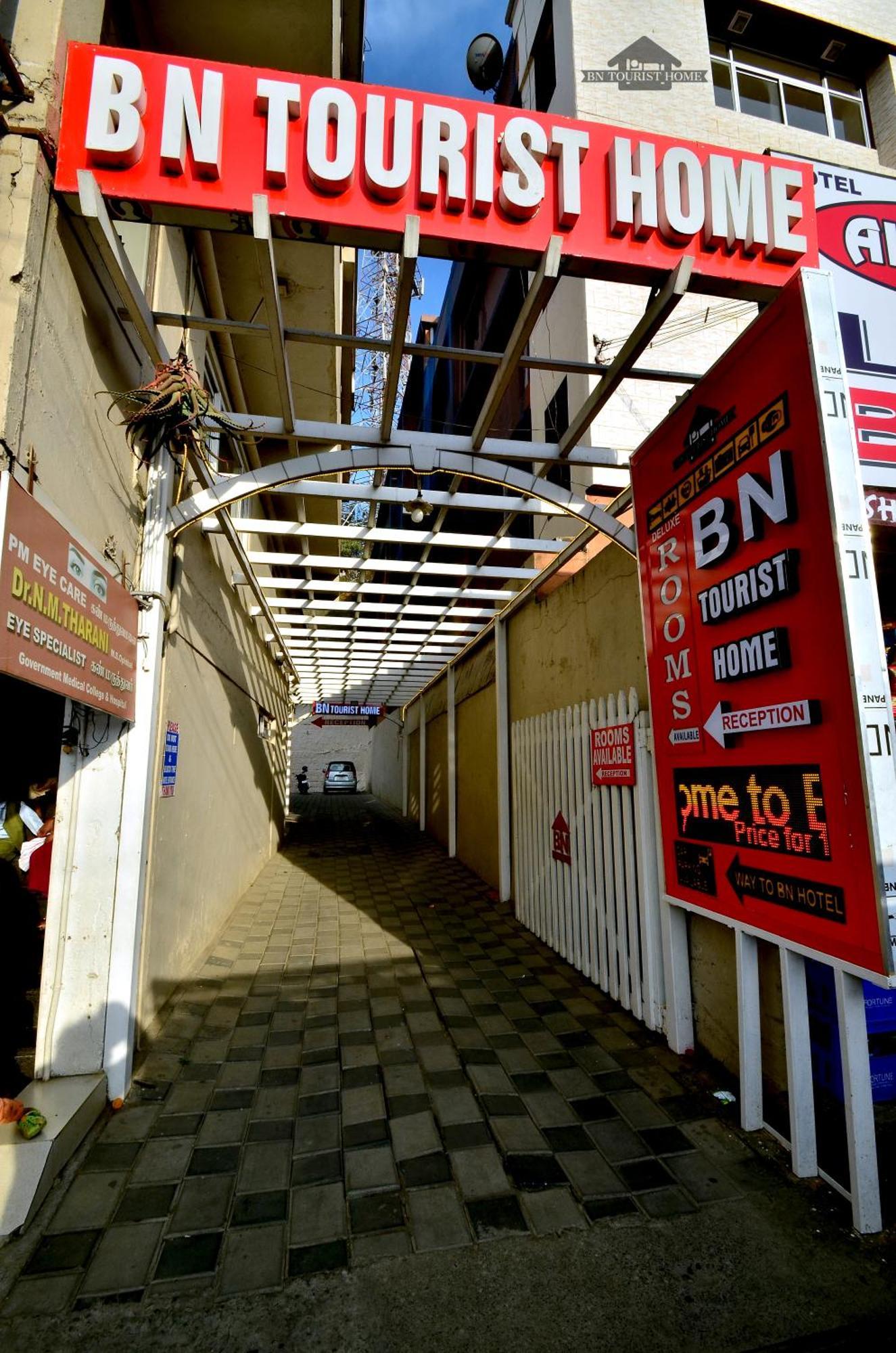 Bn Tourist Home Ooty Exteriör bild